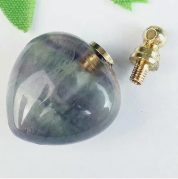 New Rainbow Fluorite Essential Oils Pendant. - Picture 2 of 7